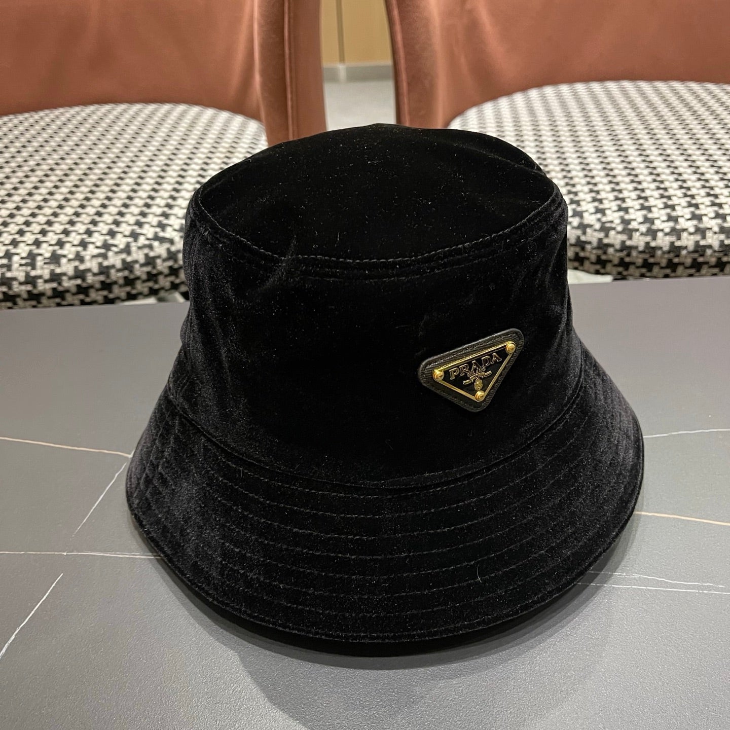 PRA 25 FISHERMAN HAT BLACK SUEDE 823473