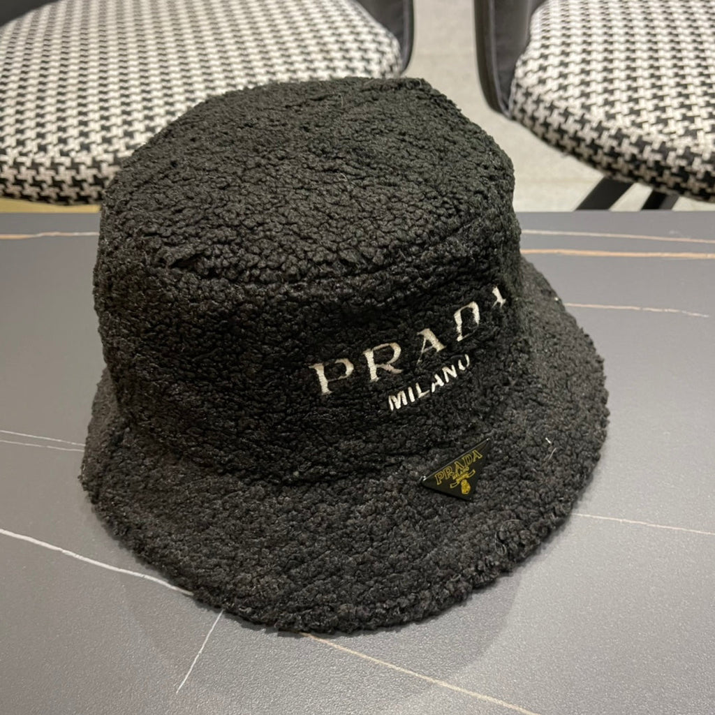 PRA 25 PLUSH FISHERMAN BLACK HAT 828318