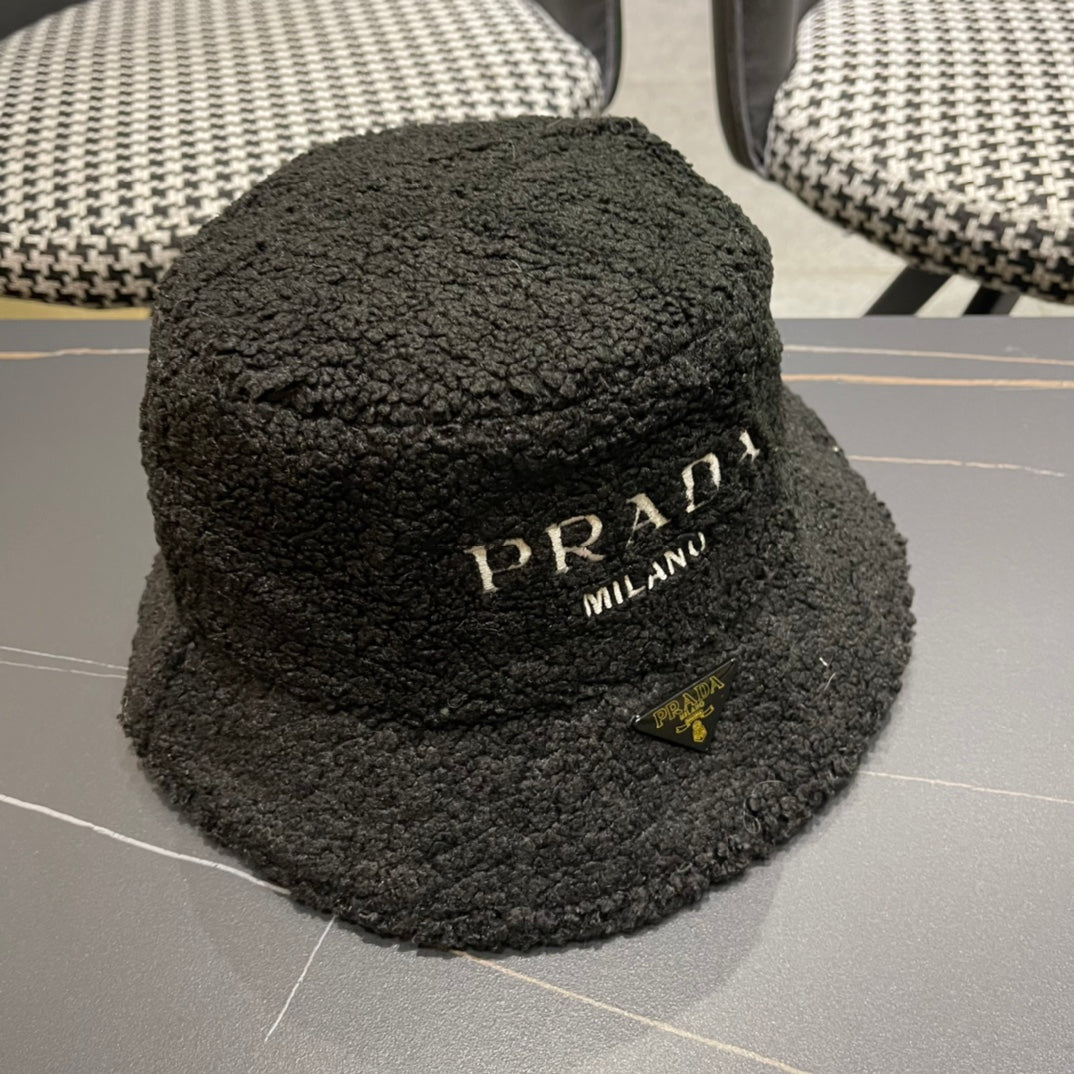 PRA 25 PLUSH FISHERMAN BLACK HAT 828318