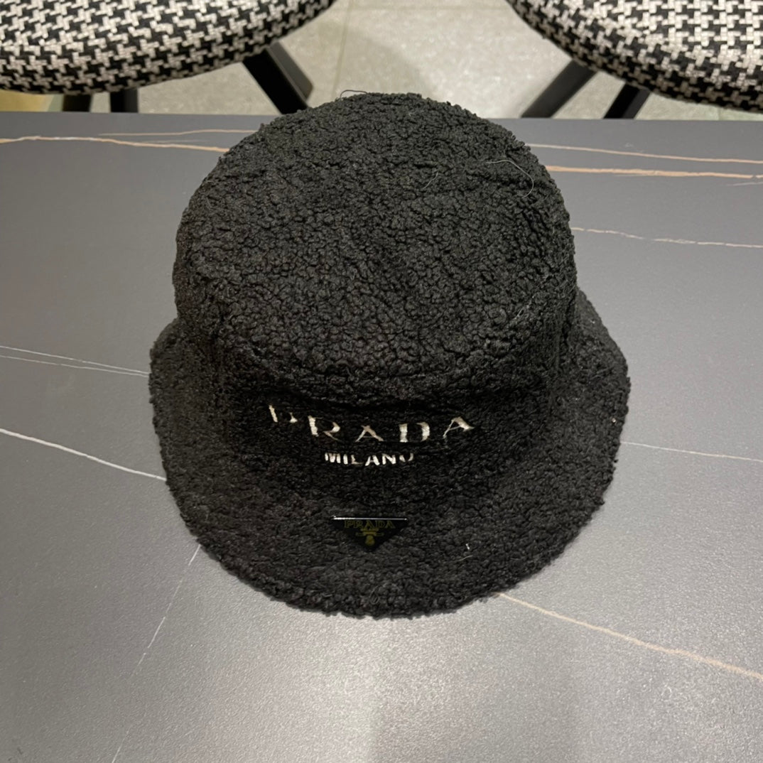 PRA 25 PLUSH FISHERMAN BLACK HAT 828318