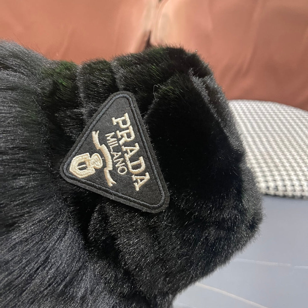 PRA 25 PLUSH BUCKET HAT 829807