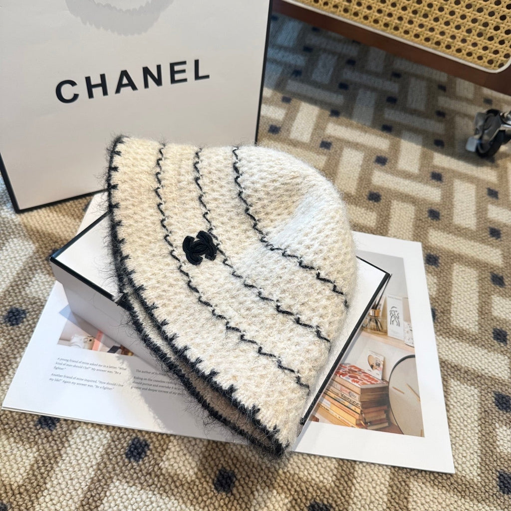 Chanel New Autumn/Winter Wool Blend Knit Bucket White Hat 960030