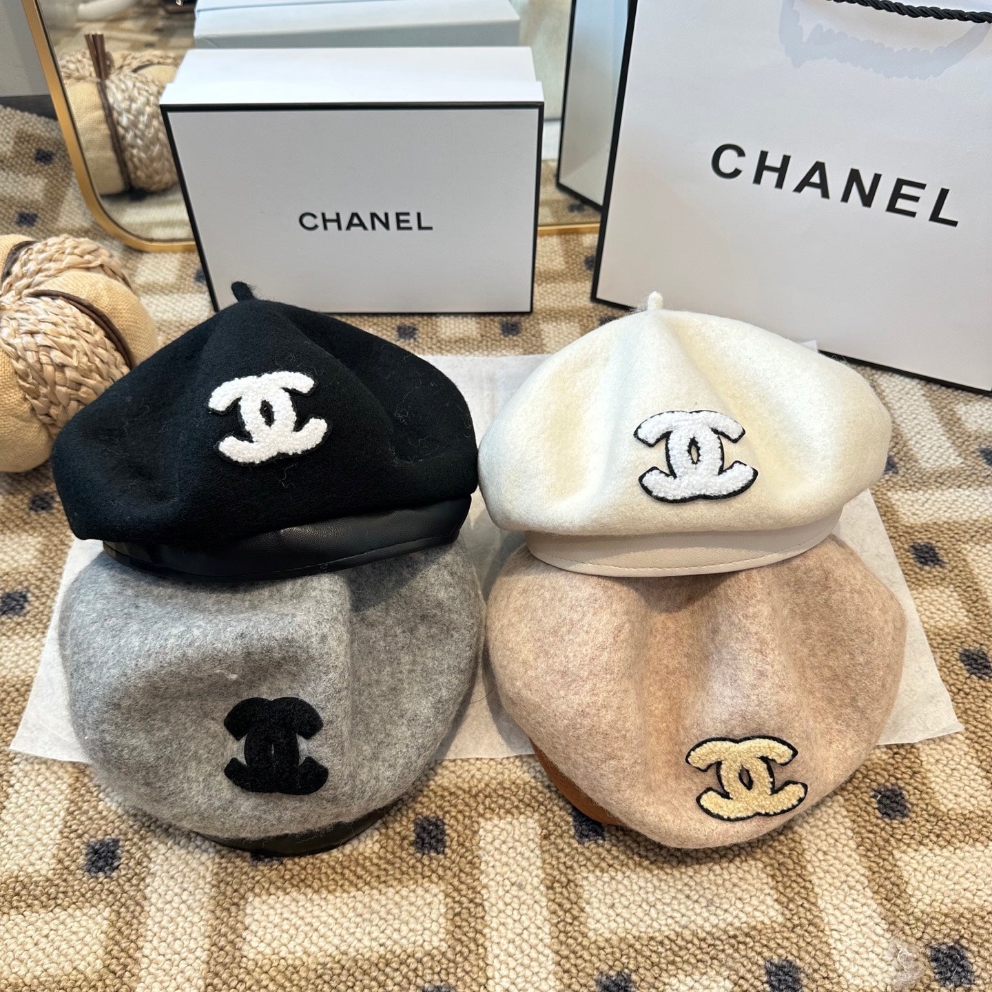 Chanel New Wool Beret Brown 960041