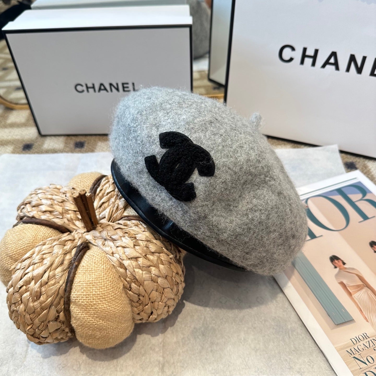 Chanel New Wool Beret Grey 960042