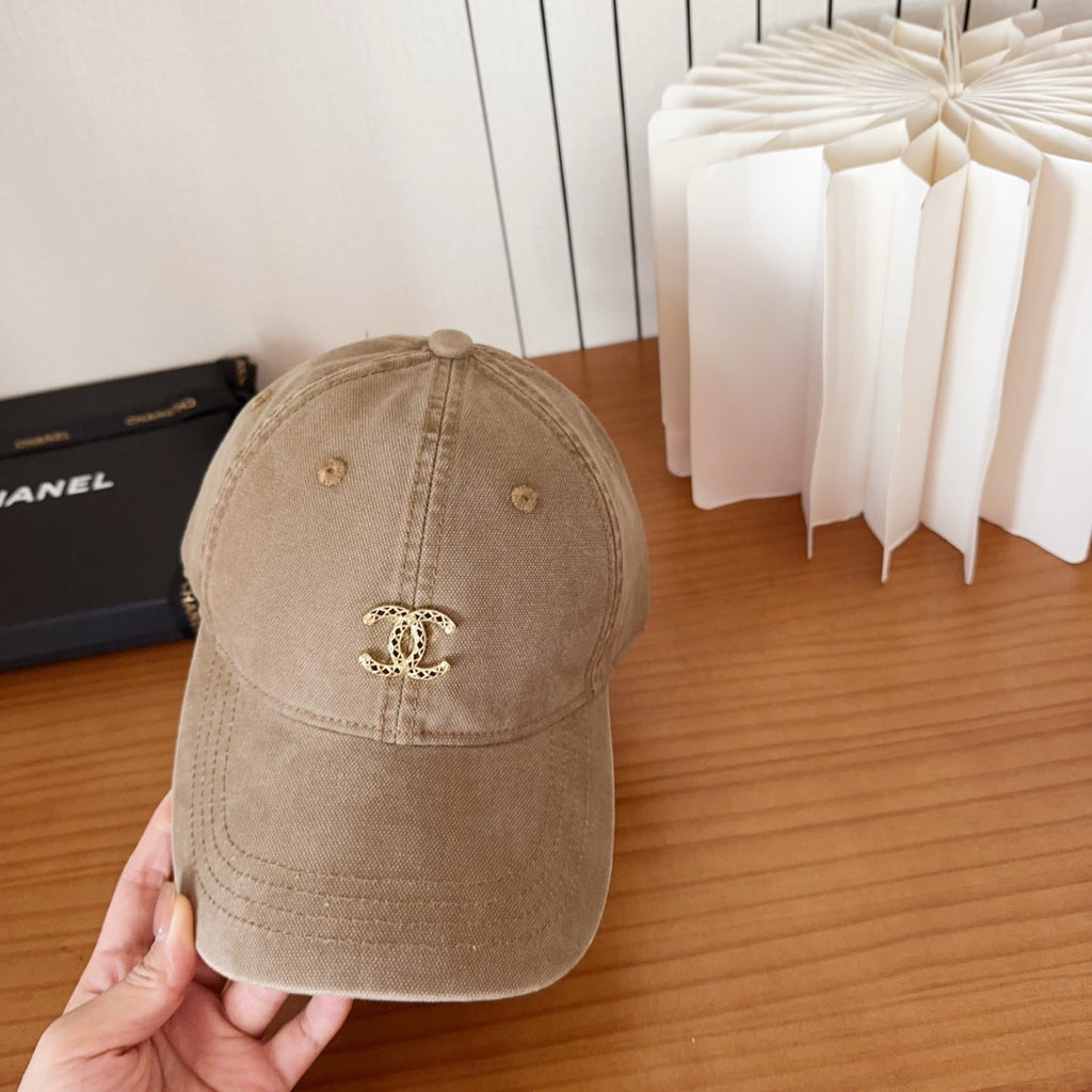 Chanel New Baseball Cap Brown in Cotton 960121