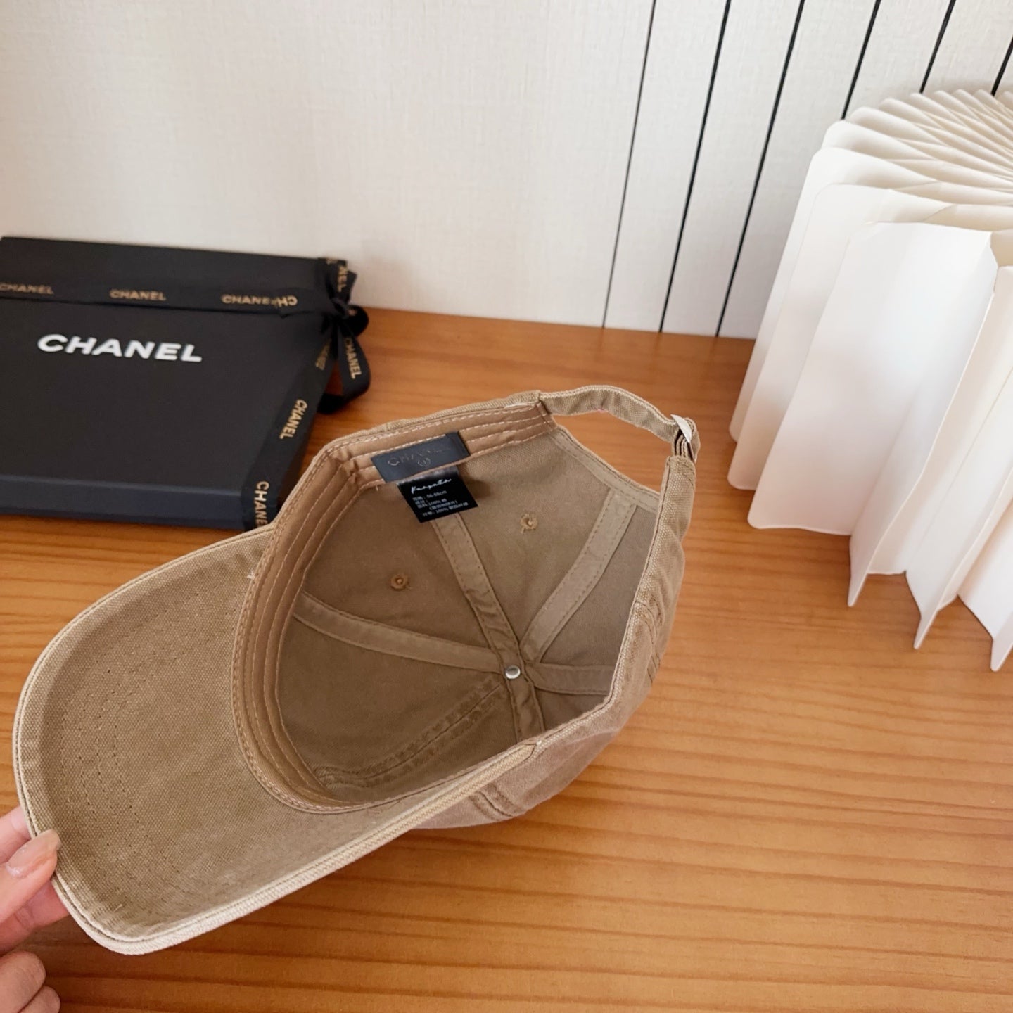 Chanel New Baseball Cap Brown in Cotton 960121