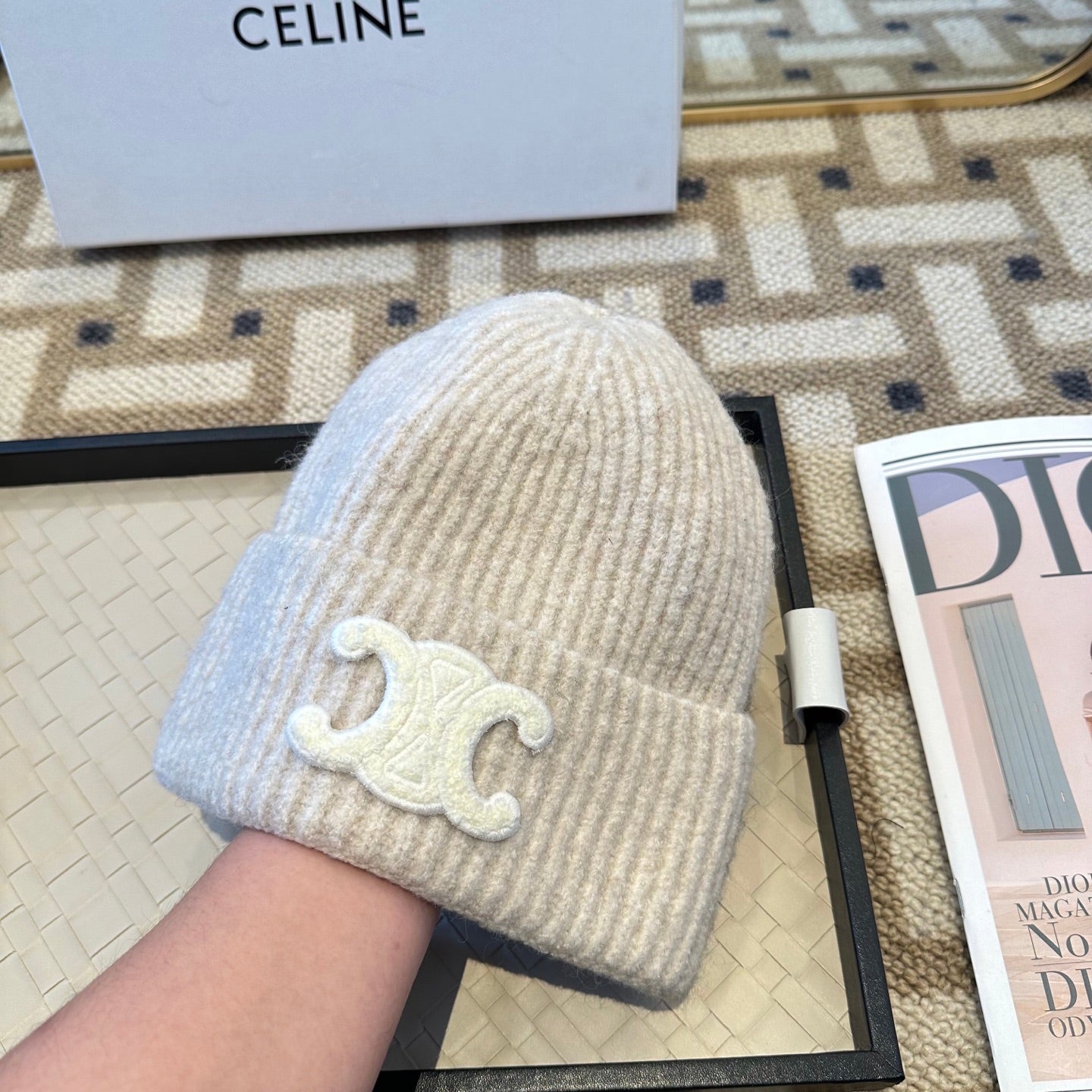 Celine 2025 Fall/Winter New Wool Cream Hat 960099