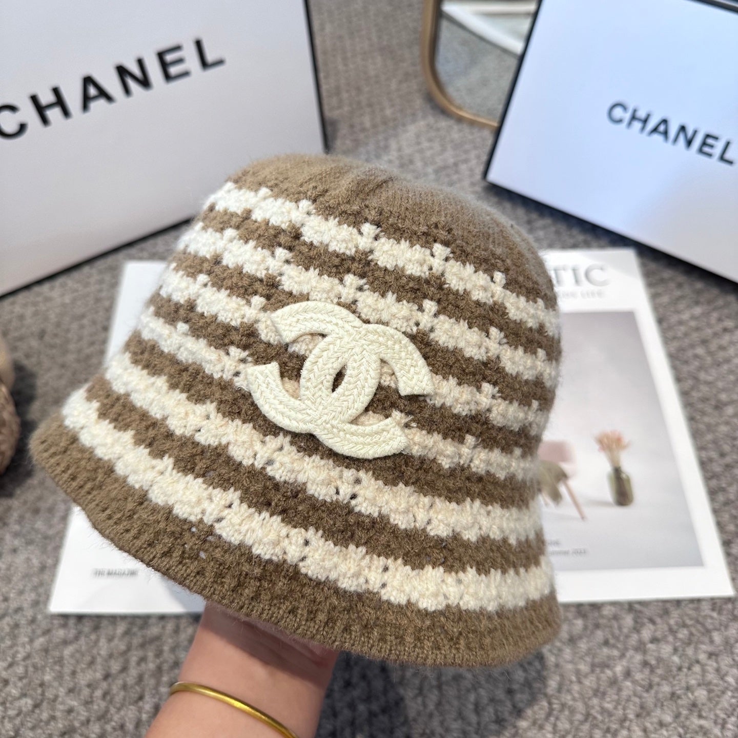Chanel Simple New Fisherman's Brown White  in Wool Knitting 960052