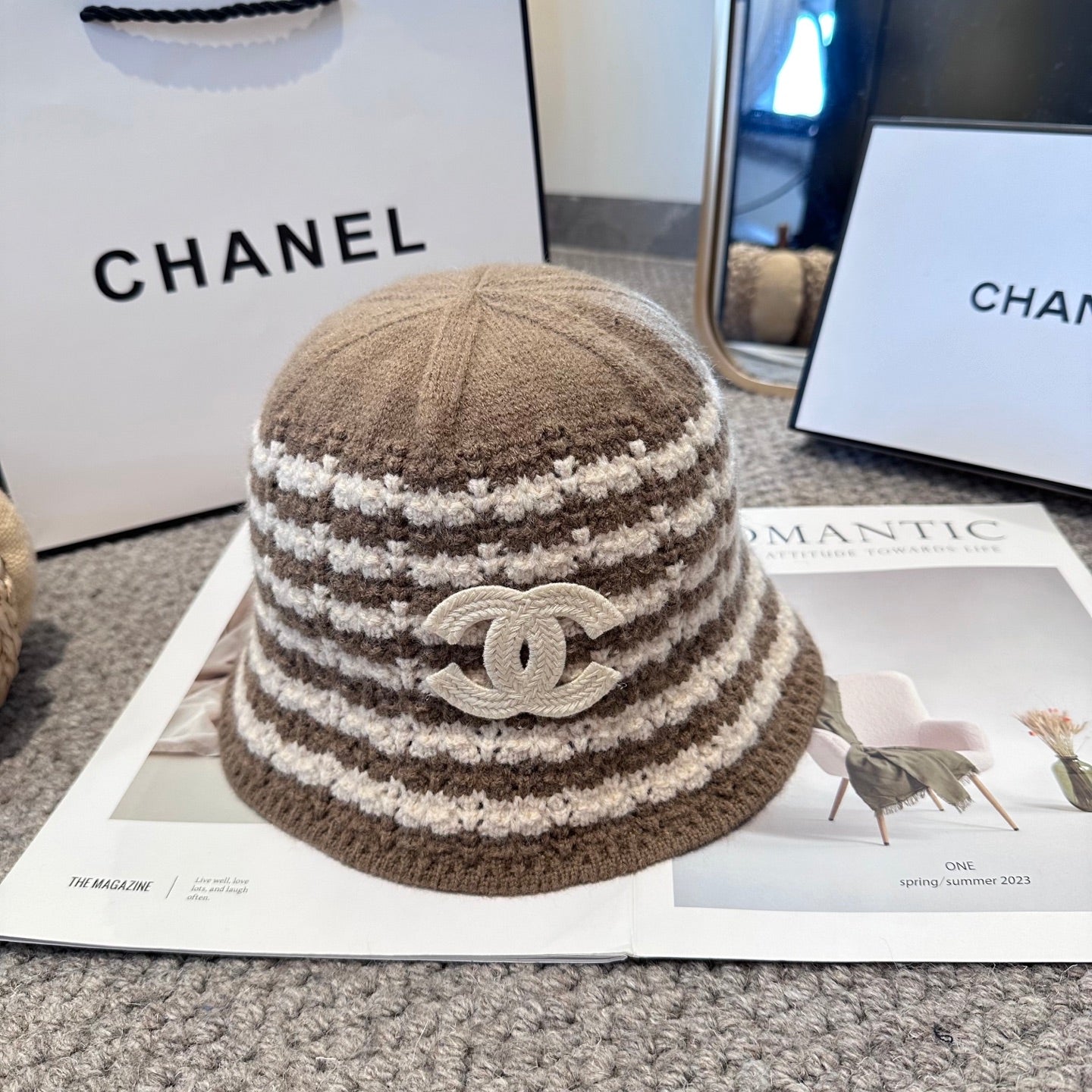 Chanel Simple New Fisherman's Brown White  in Wool Knitting 960052