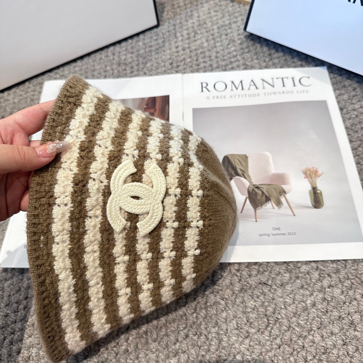 Chanel Simple New Fisherman's Brown White  in Wool Knitting 960052