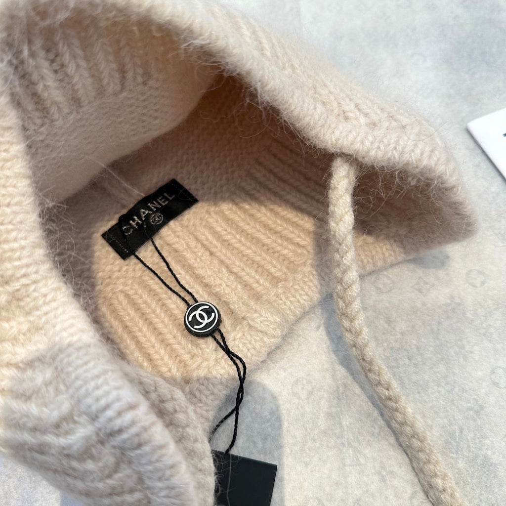 Chanel Fall/Winter Cream White Wool Knitting Beanie 960069