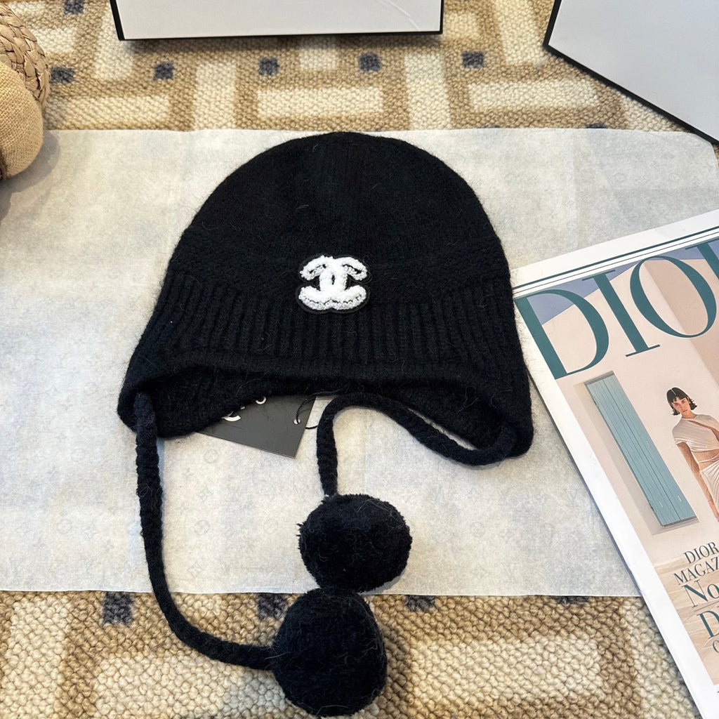 Chanel Fall/Winter Black Wool Knitting Beanie 960070