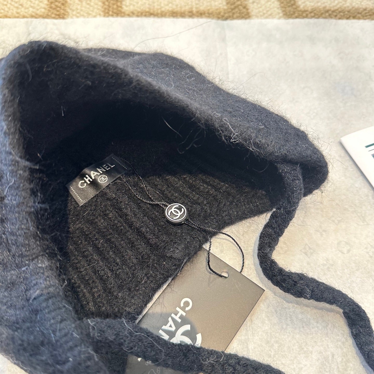 Chanel Fall/Winter Black Wool Knitting Beanie 960070