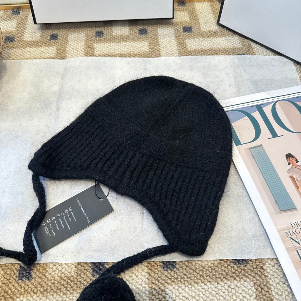 Chanel Fall/Winter Black Wool Knitting Beanie 960070