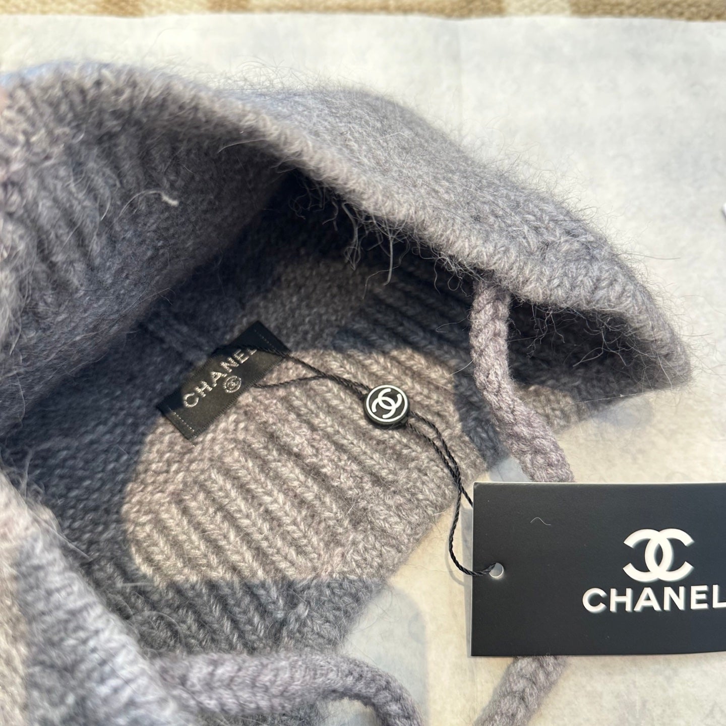 Chanel Fall/Winter Grey Wool Knitting Beanie 960071