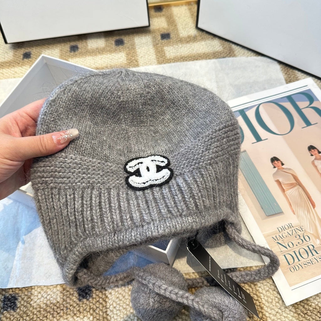 Chanel Fall/Winter Grey Wool Knitting Beanie 960071