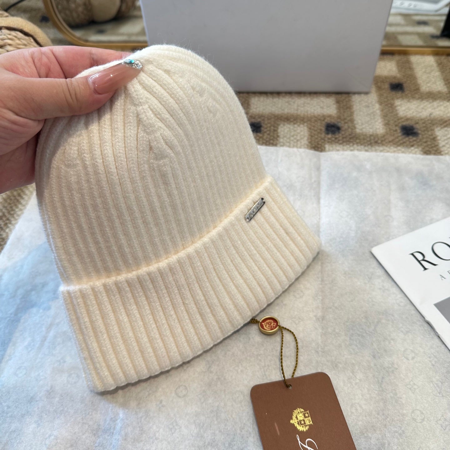 Loro Piana Classic New Style White Hat Knitting 961810