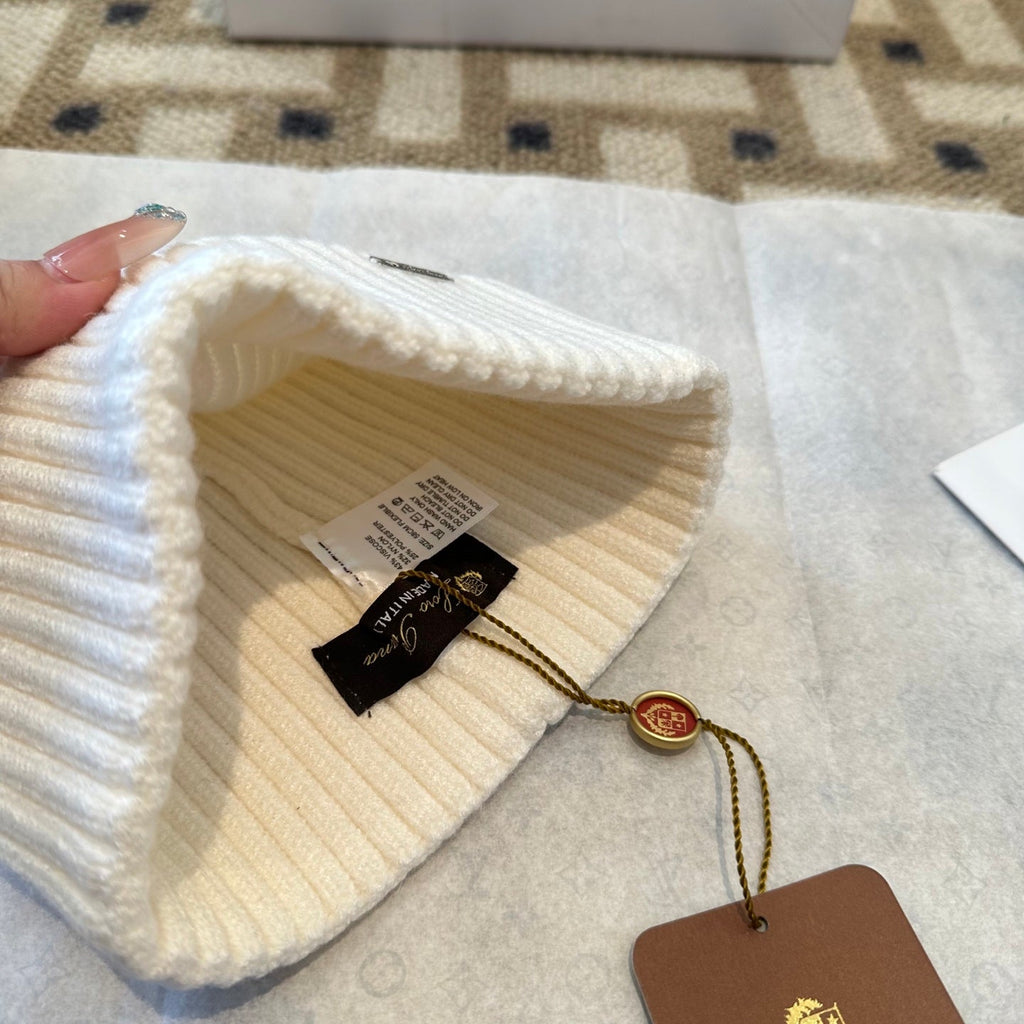 Loro Piana Classic New Style White Hat Knitting 961810