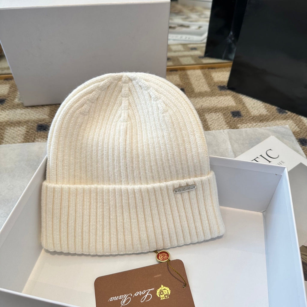 Loro Piana Classic New Style White Hat Knitting 961810