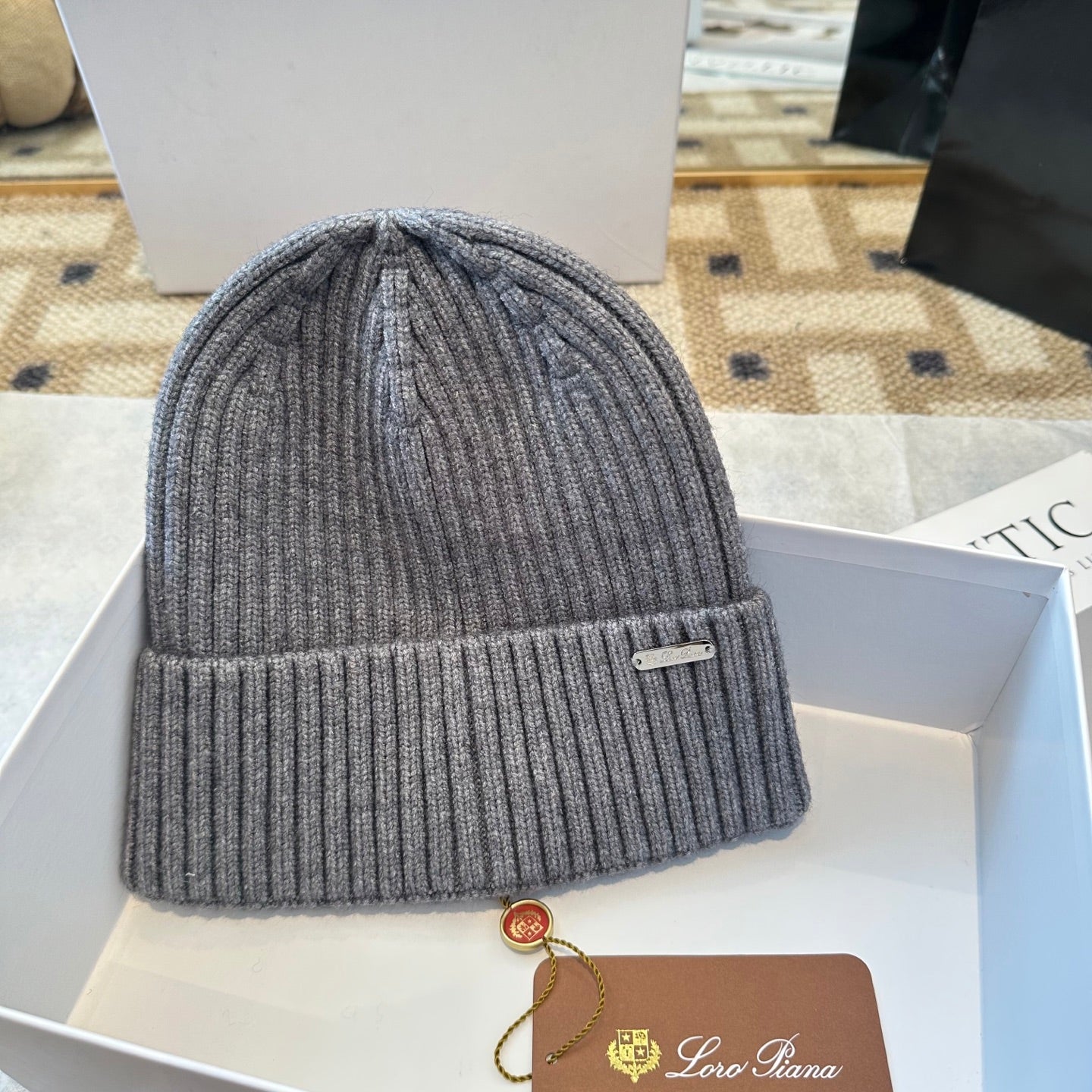 Loro Piana Classic New Style Grey Hat Knitting 961813