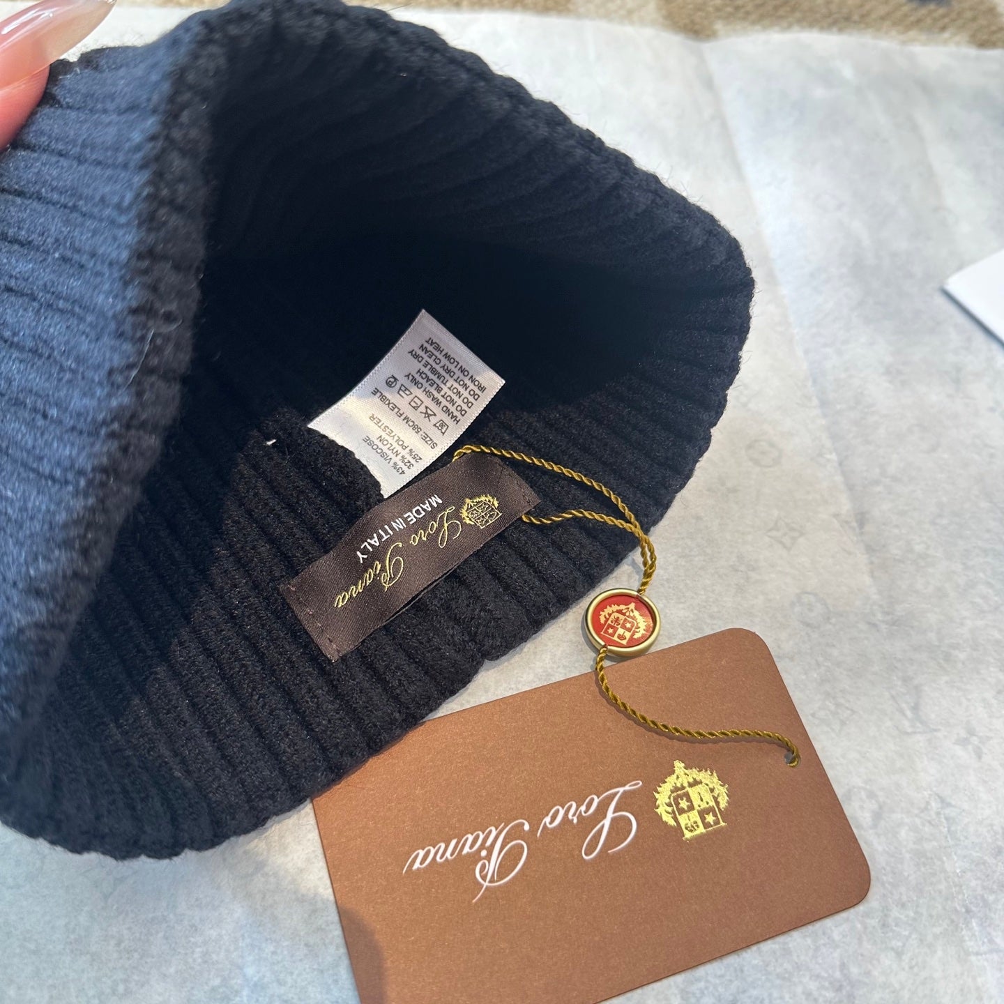 Loro Piana Classic New Style Black Hat Knitting 961814