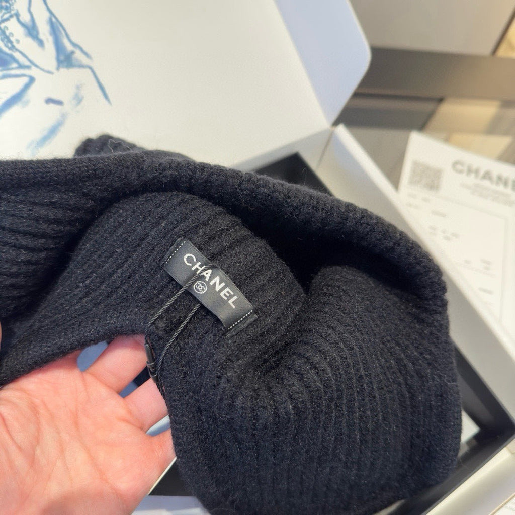Chanel Knitted Beanie Earflap Cap Black Fibrous 980283