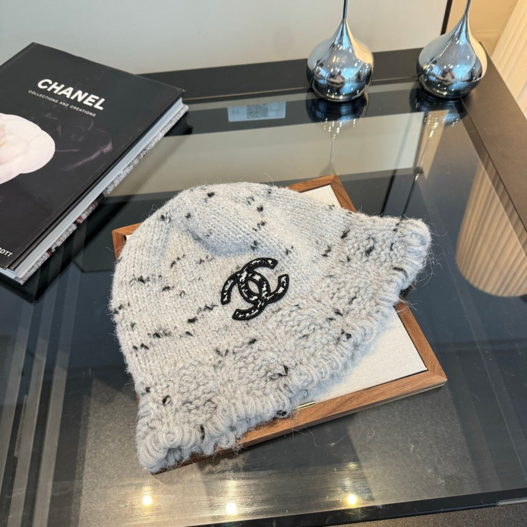 Chanel New Knitted Bucket Hat Light Gray in Fibrous 980146