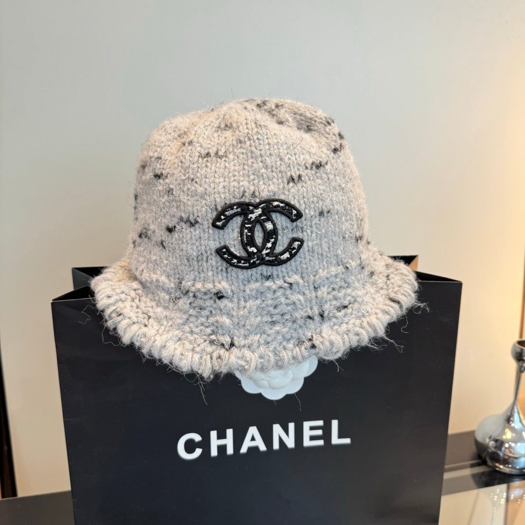 Chanel New Knitted Bucket Hat Light Gray in Fibrous 980146