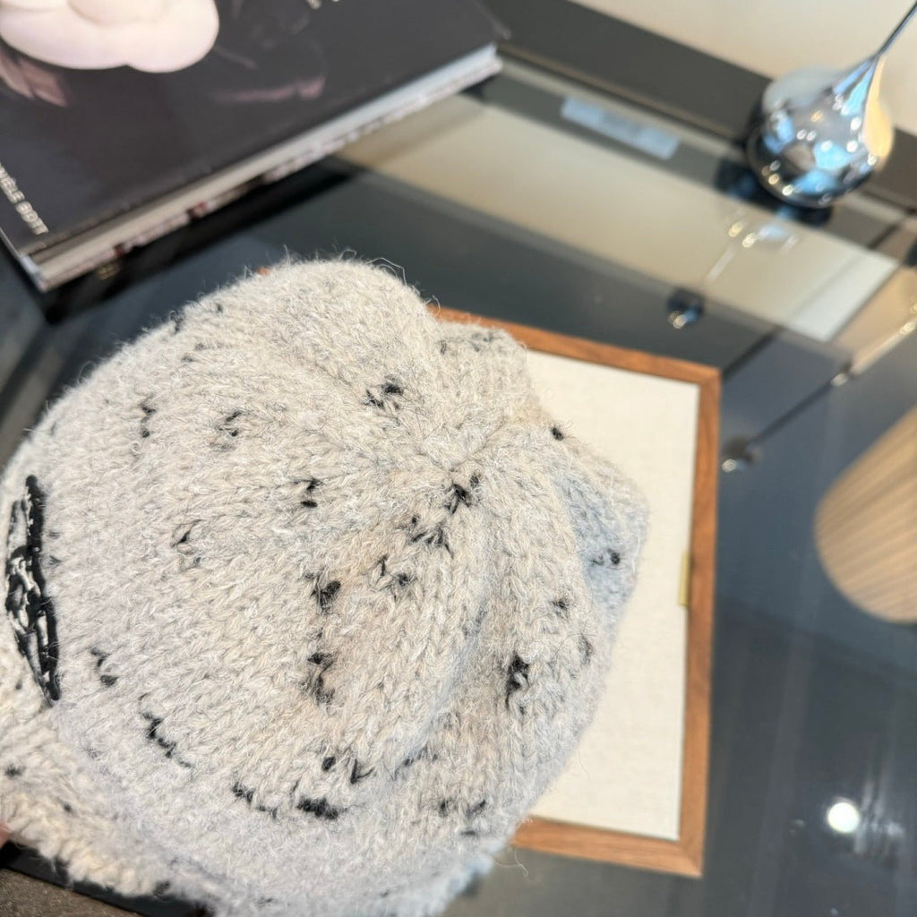 Chanel New Knitted Bucket Hat Light Gray in Fibrous 980146