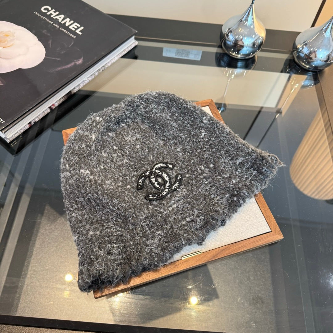 Chanel New Knitted Bucket Hat Gray in Fibrous 980144