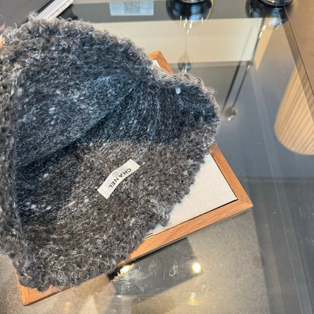 Chanel New Knitted Bucket Hat Gray in Fibrous 980144