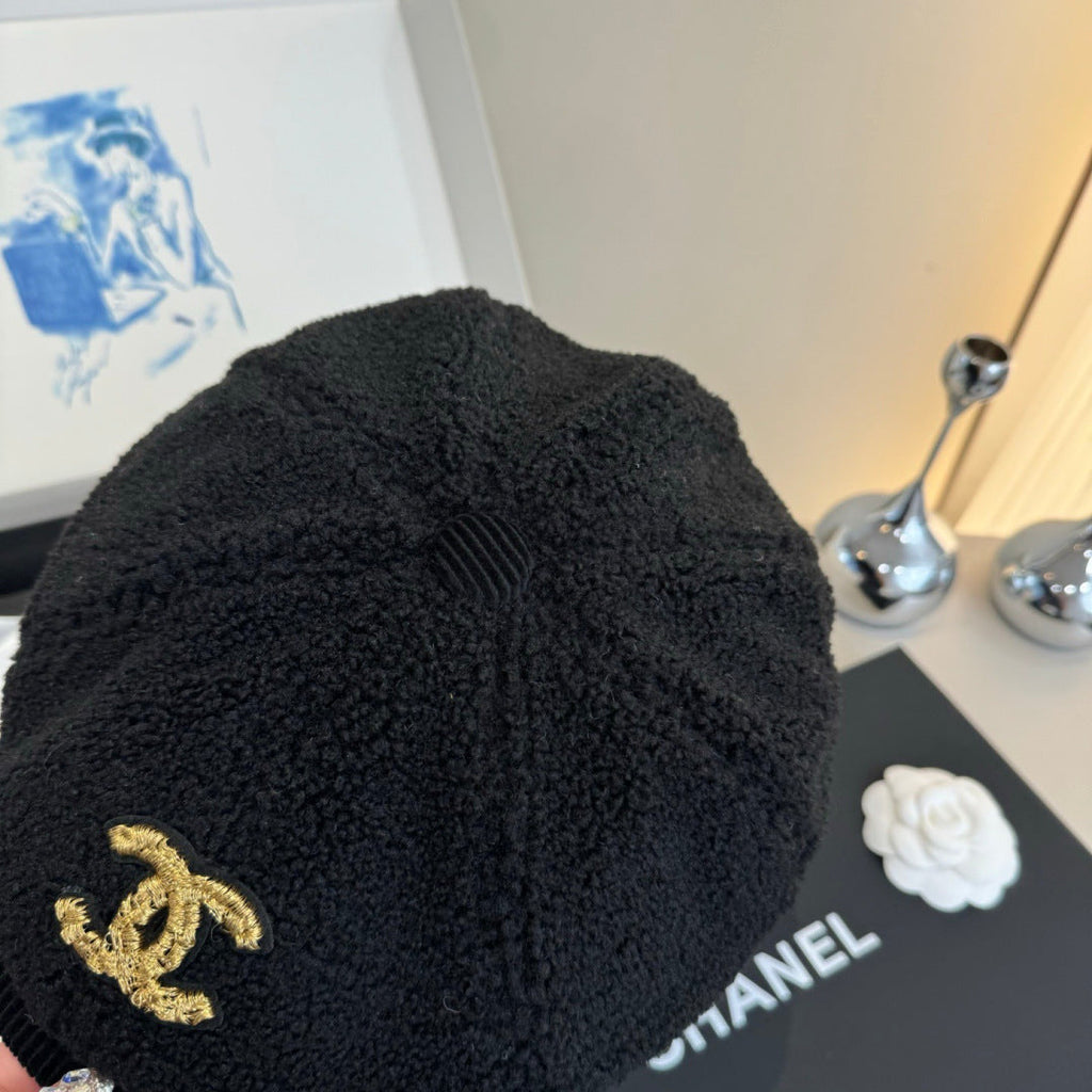 Chanel Wool Cap Black in Fibrous 980125