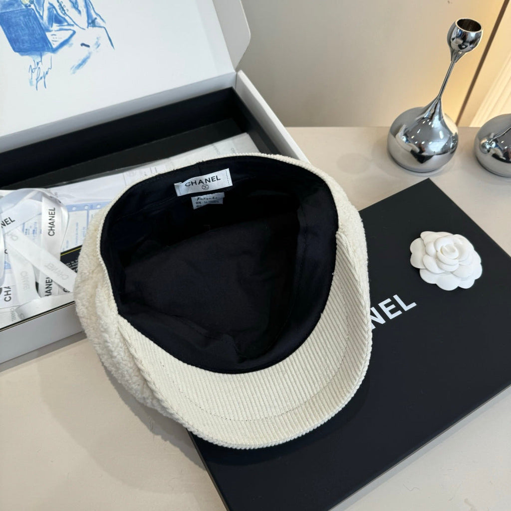 Chanel Wool Cap White in Fibrous 980124