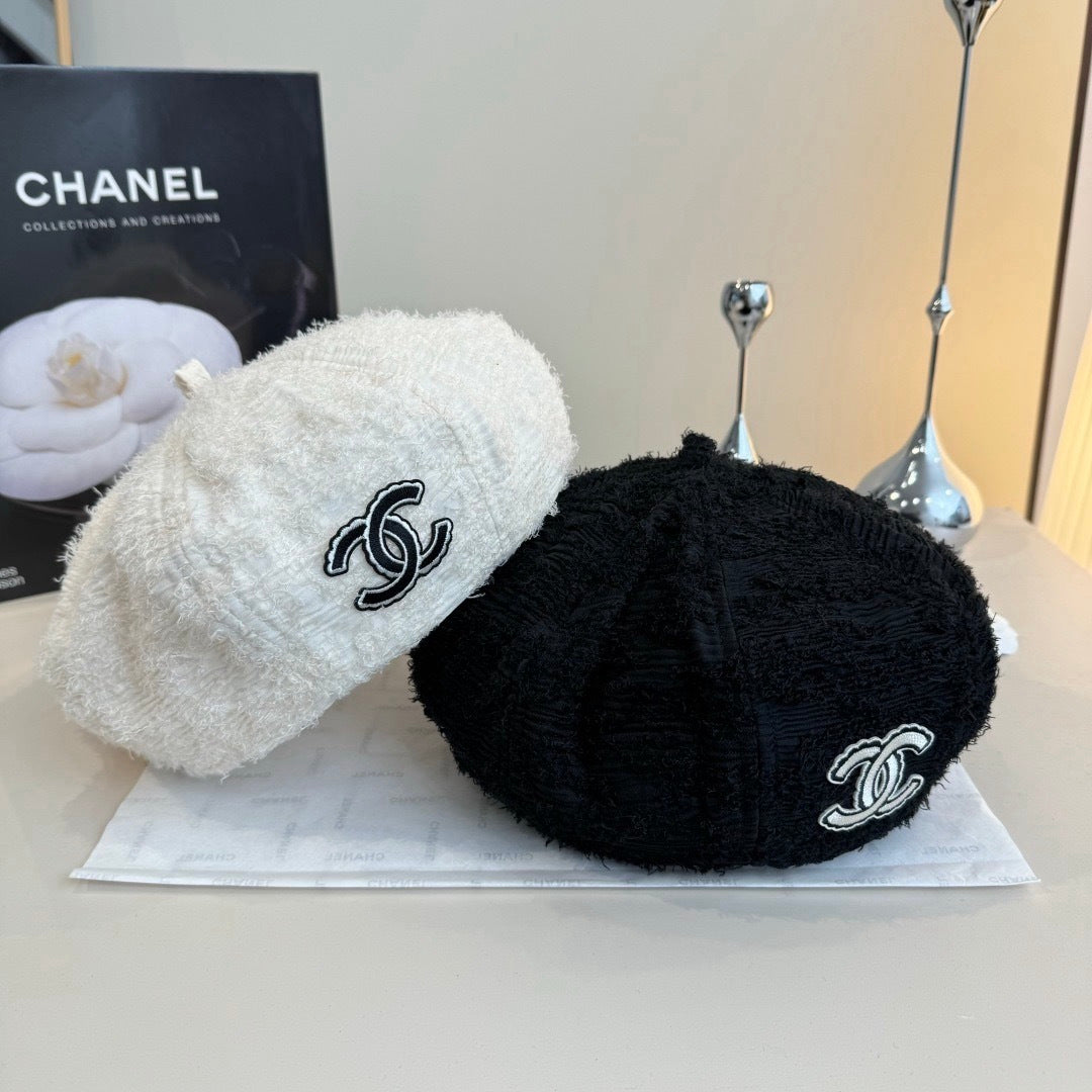 CC Beret White in Fibrous 980104