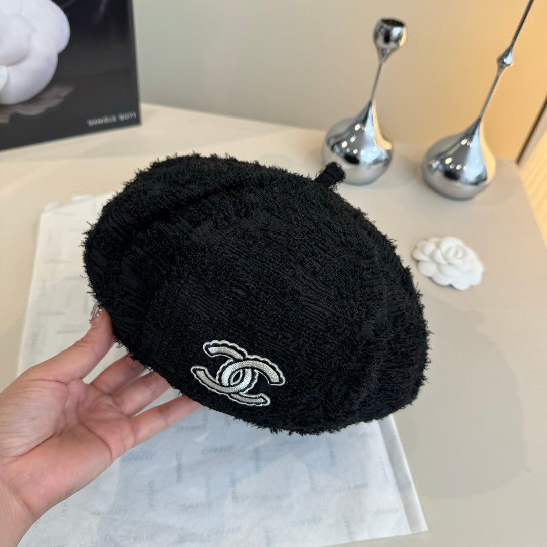CC Beret Black in Fibrous 980103