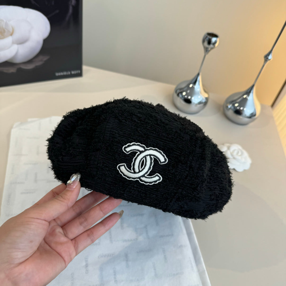 CC Beret Black in Fibrous 980103