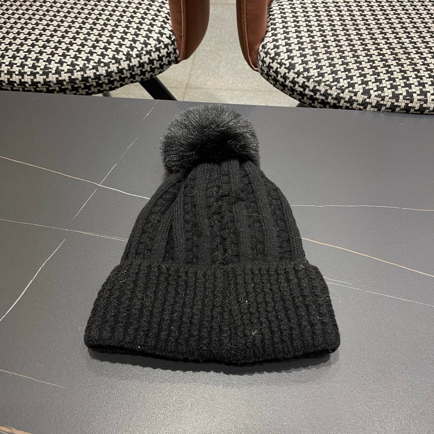 Chanel Knitted Beanie Black in Fibrous 979987