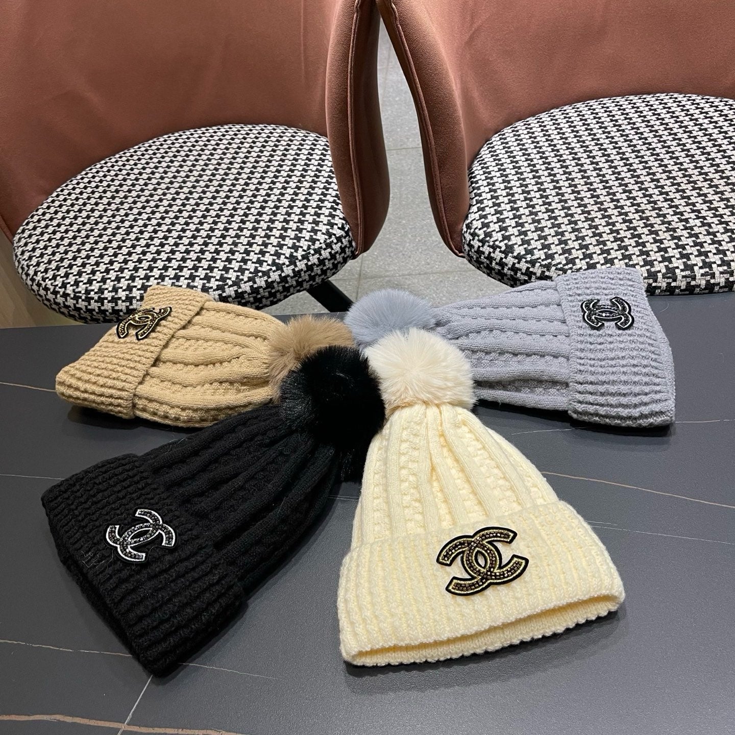 Chanel Knitted Beanie Brown in Fibrous 979984