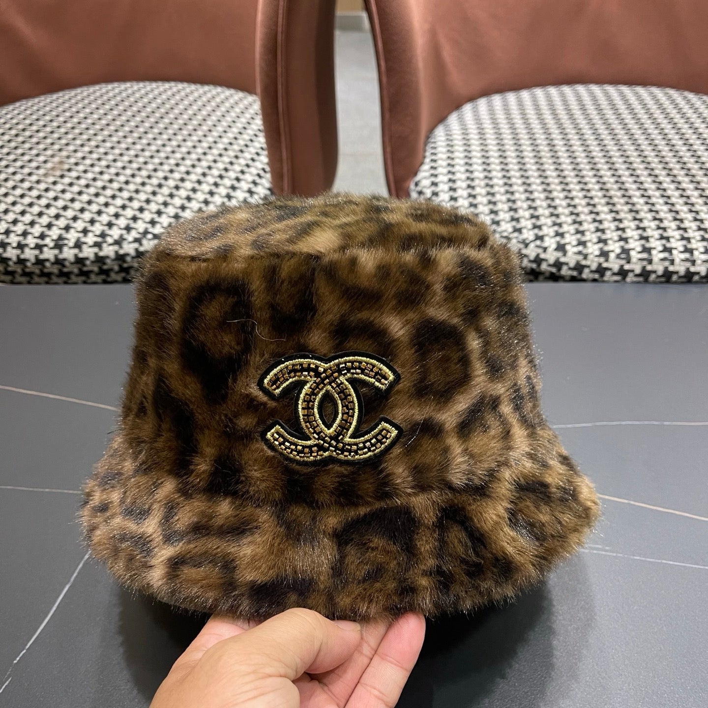 Chanel Korean Style Leopard Print Brown Plush Hat 979912
