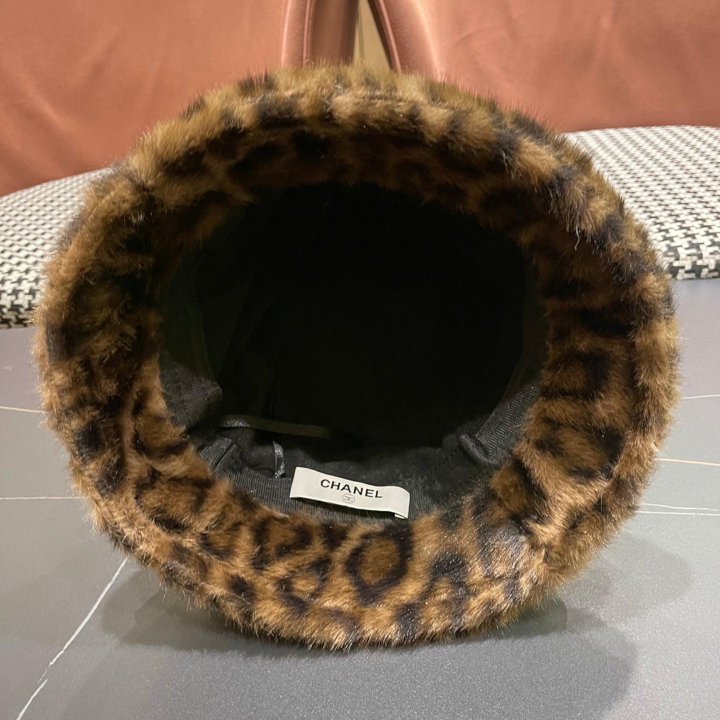 Chanel Korean Style Leopard Print Brown Plush Hat 979912