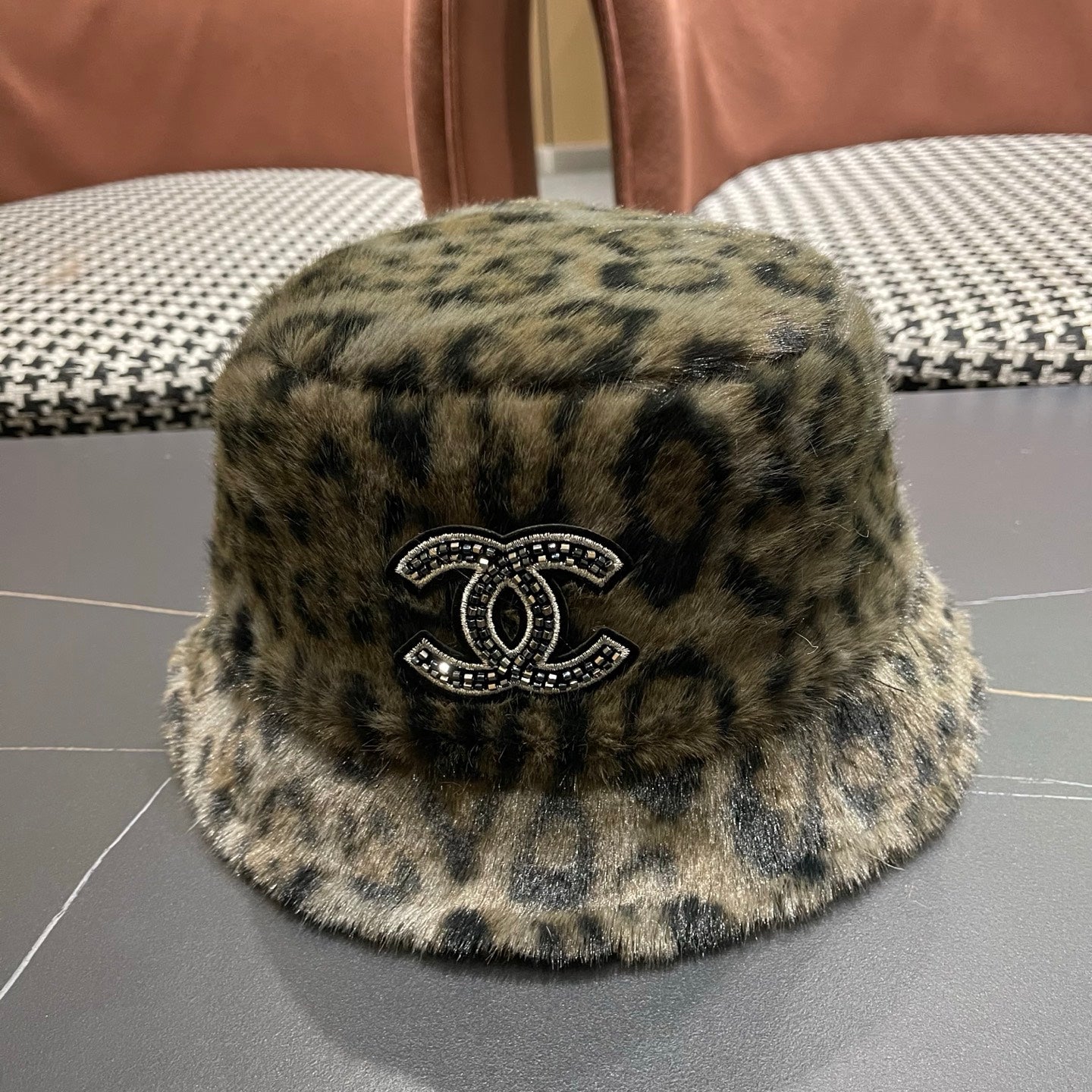 Chanel Korean Style Leopard Print Brown Green Plush Hat 979911
