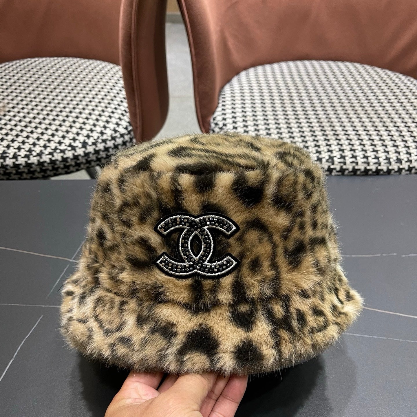 Chanel Korean Style Leopard Print Light Brown Plush Hat 979910