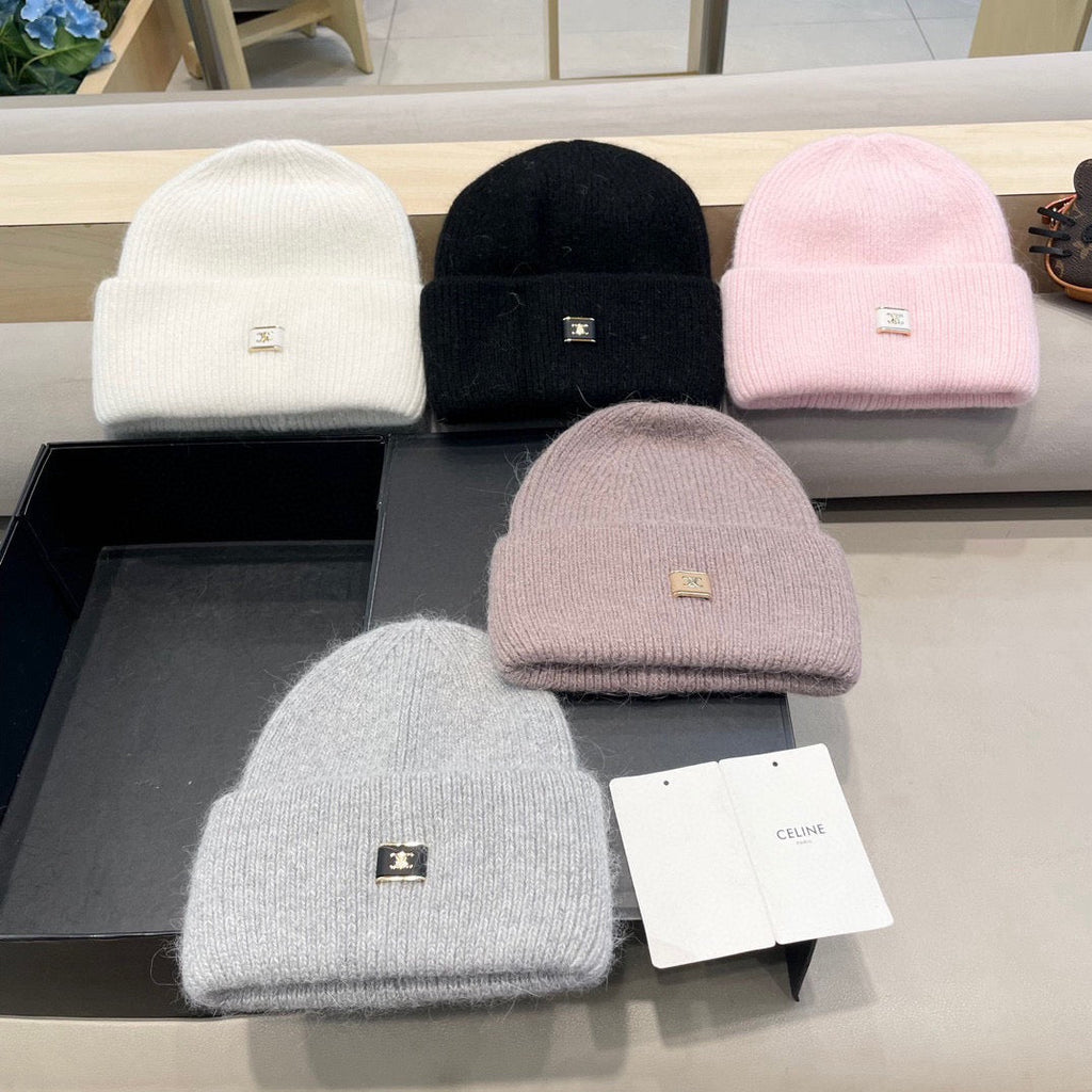 Celine Autumn/Winter New CE Knitted Hat Pink in Wool 980325