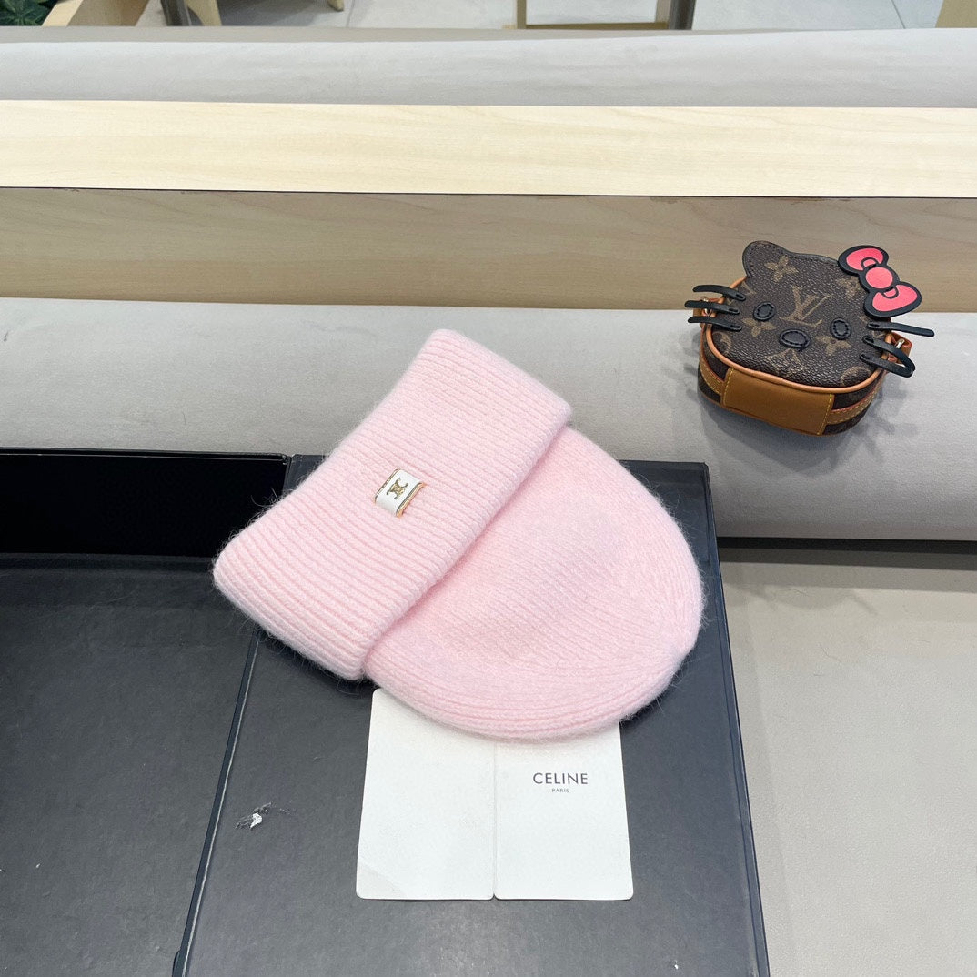 Celine Autumn/Winter New CE Knitted Hat Pink in Wool 980325