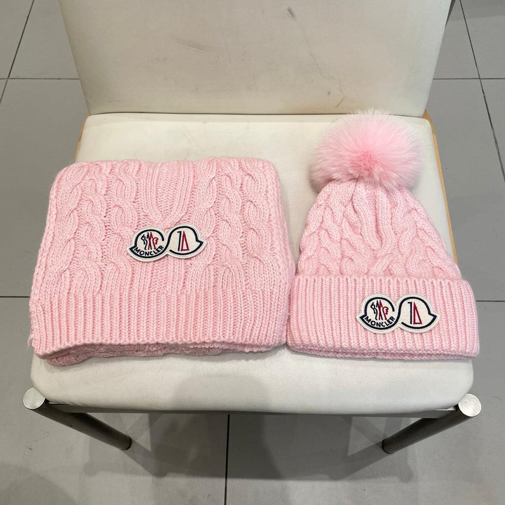 Moncler Classic Set Hat & Scarf Pink in Wool 980306