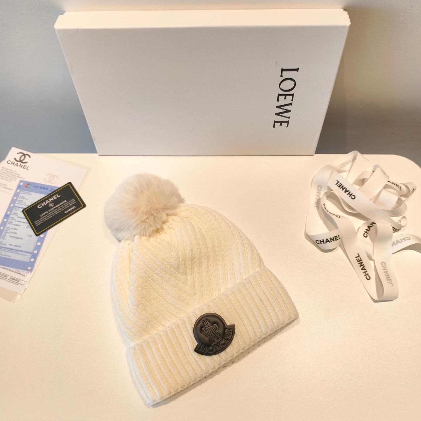 Moncler 2025 White New Designer Pom-Pom Wool Beanie 980215