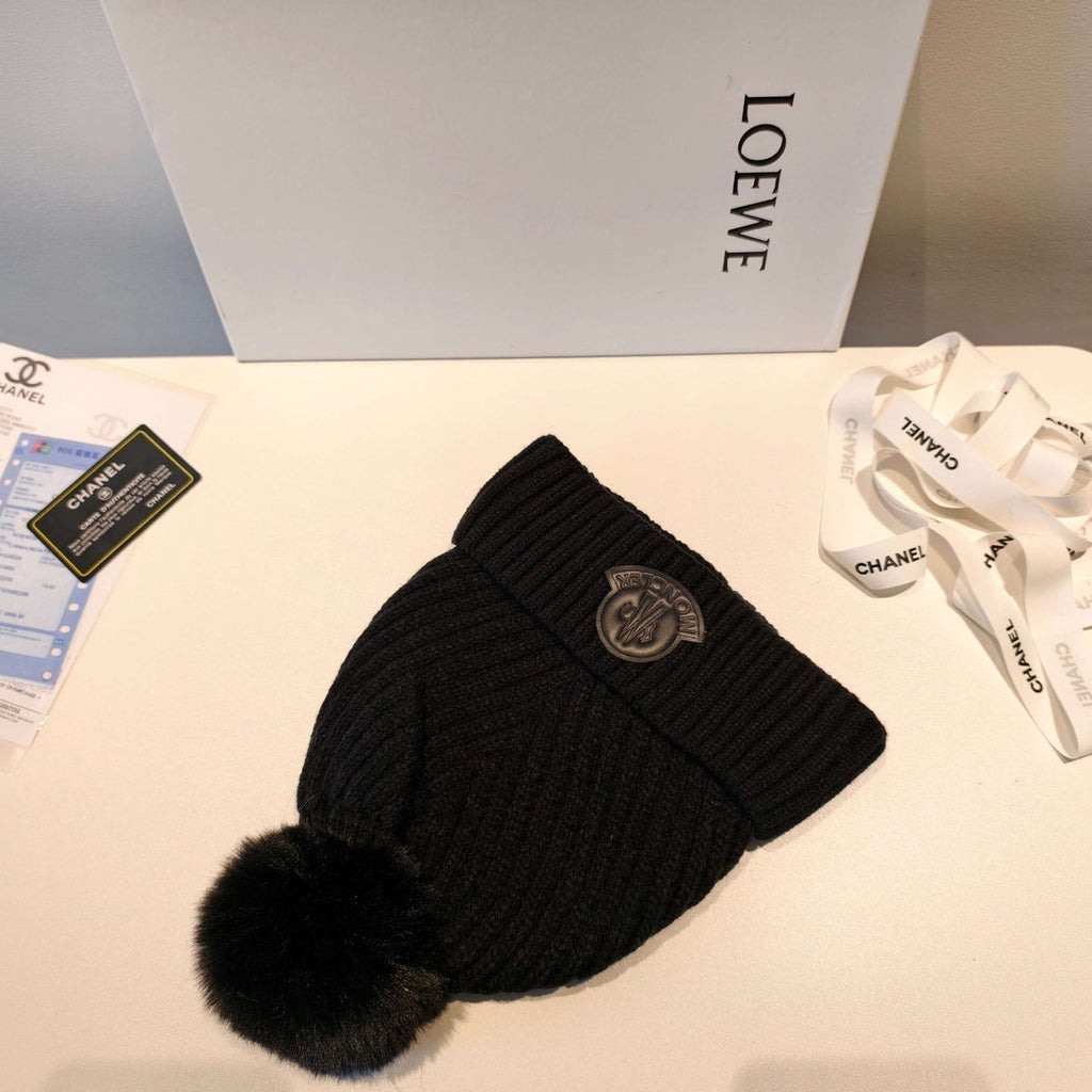 Moncler 2025 Black New Designer Pom-Pom Wool Beanie 980213