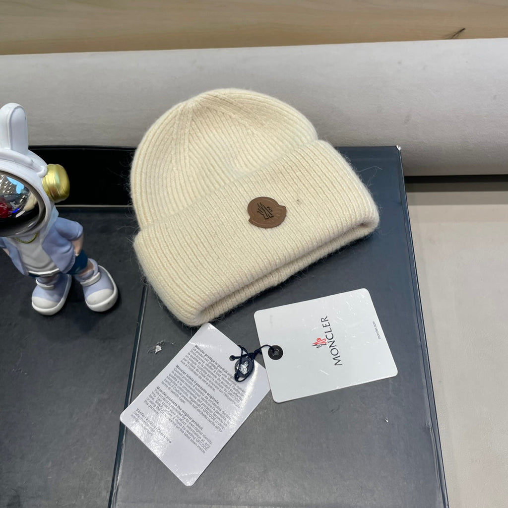 Moncler Classic Ivory Knit Hat in Cashmere 980192