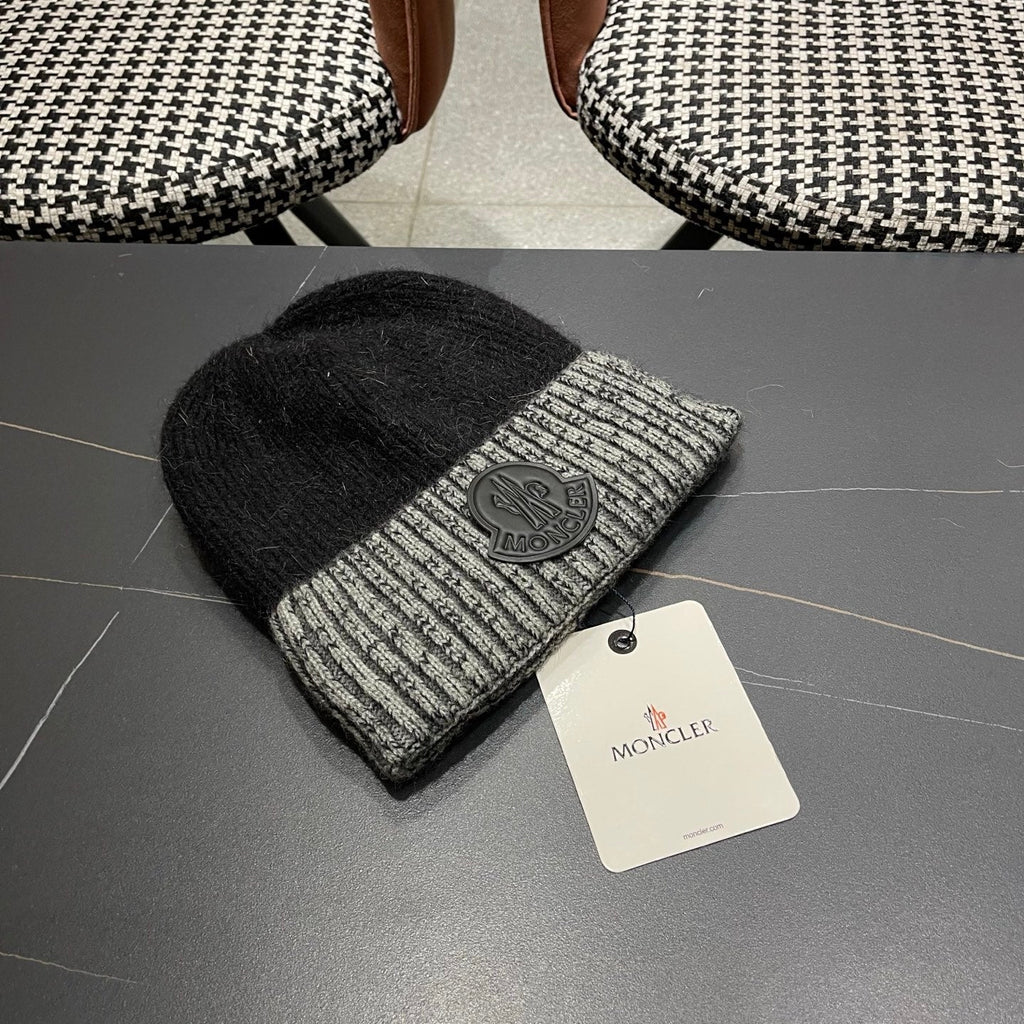 Moncler Korean Style Fleece-Lined Black White Knitted Beanie 980072
