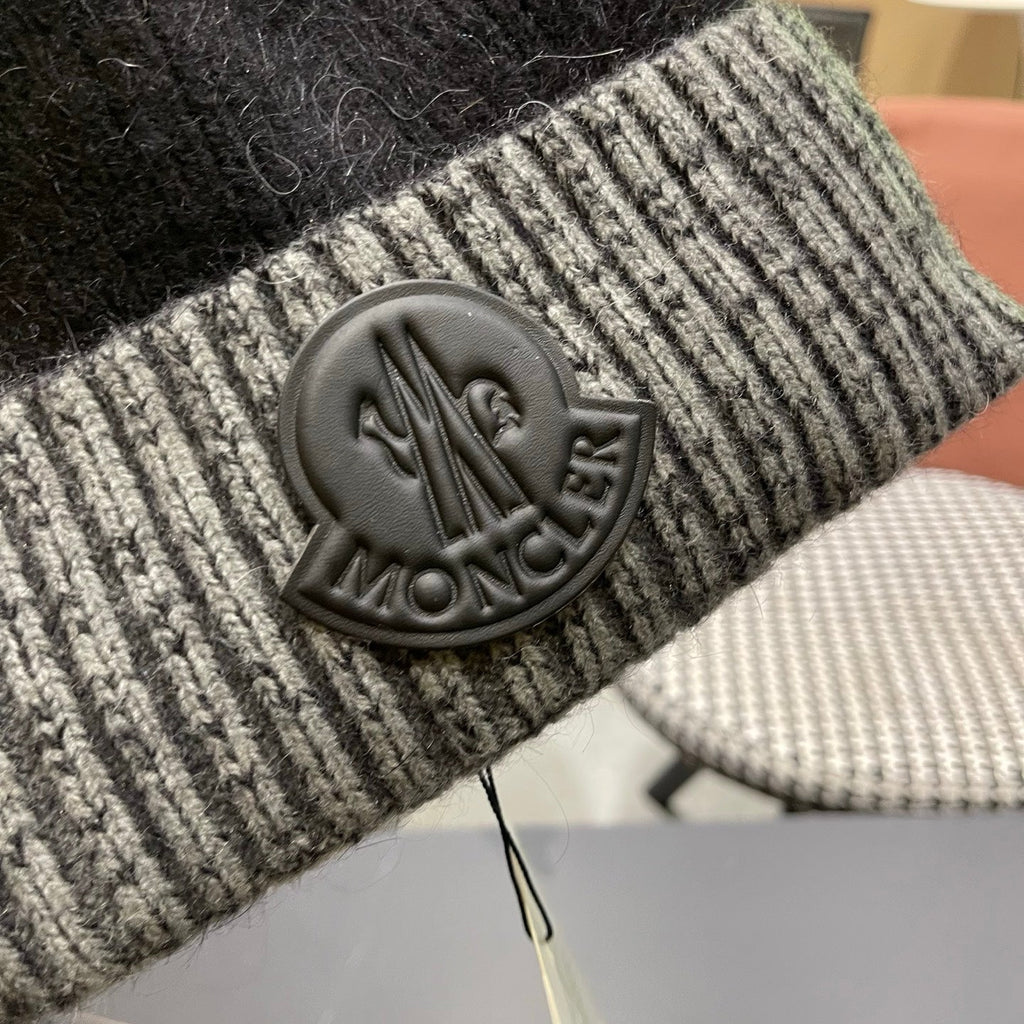 Moncler Korean Style Fleece-Lined Black White Knitted Beanie 980072